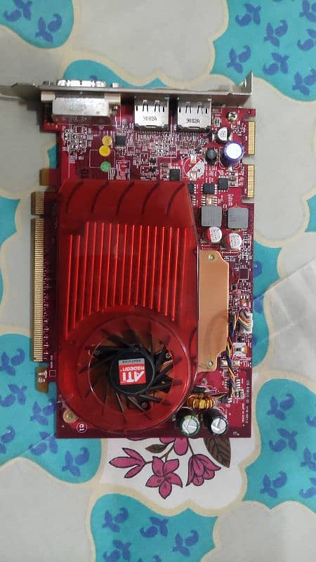 ATI Radeon HD 3650 graphics card 512 MB DDR2, 128-bit interface. 0