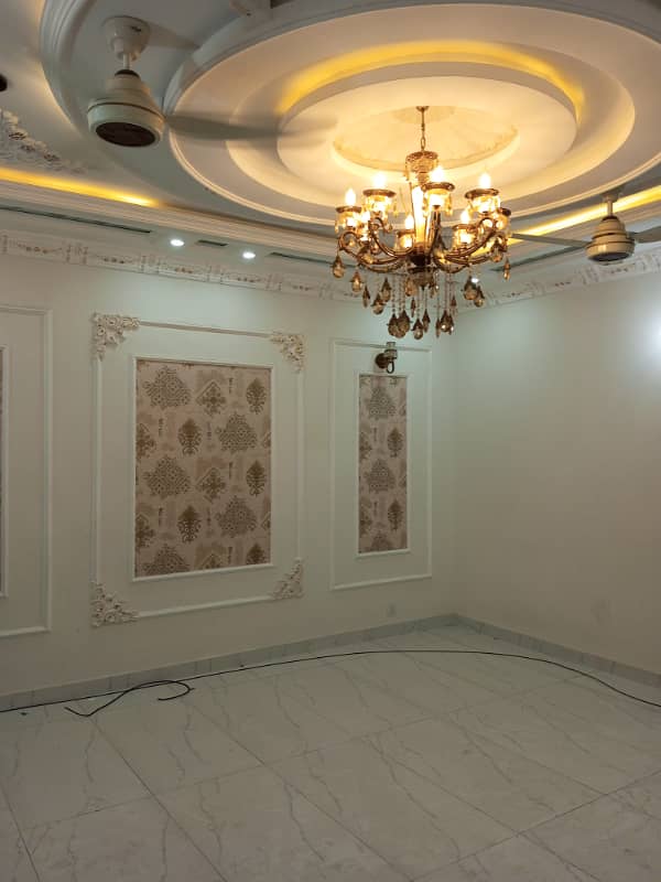10 Marla Brand New 1st Entry Upper Portion in LDA Avenue 1 10