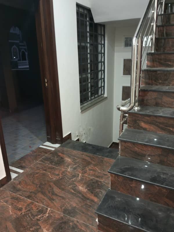10 Marla Brand New 1st Entry Upper Portion in LDA Avenue 1 11