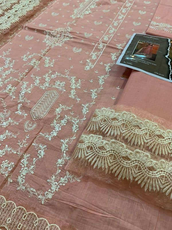 woman beautiful fancy 3pec lawn embroidery suth 3