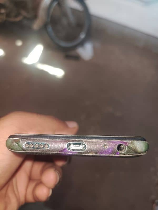 Tecno Sprak 15pro 6- 128 3