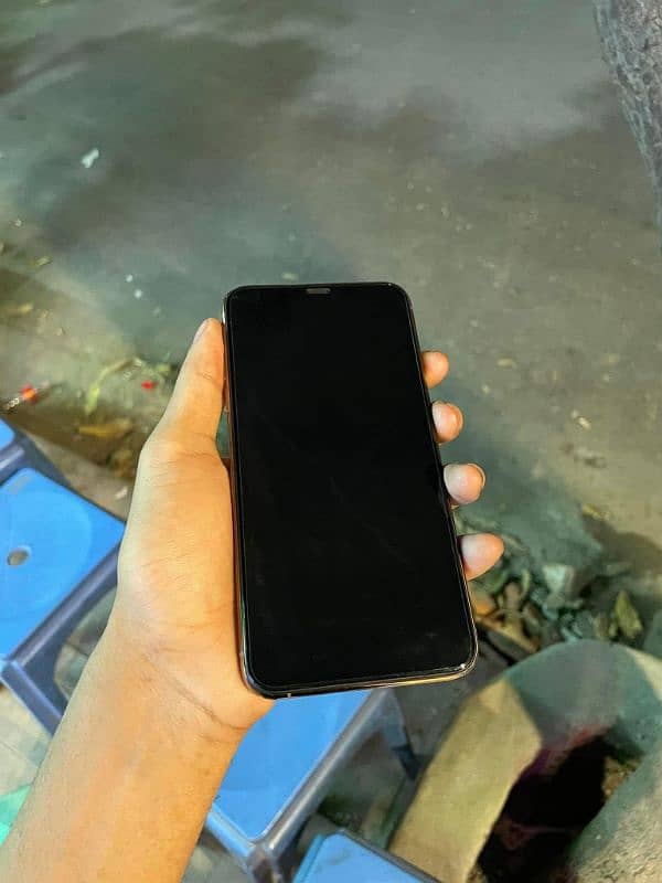 Mobile 1