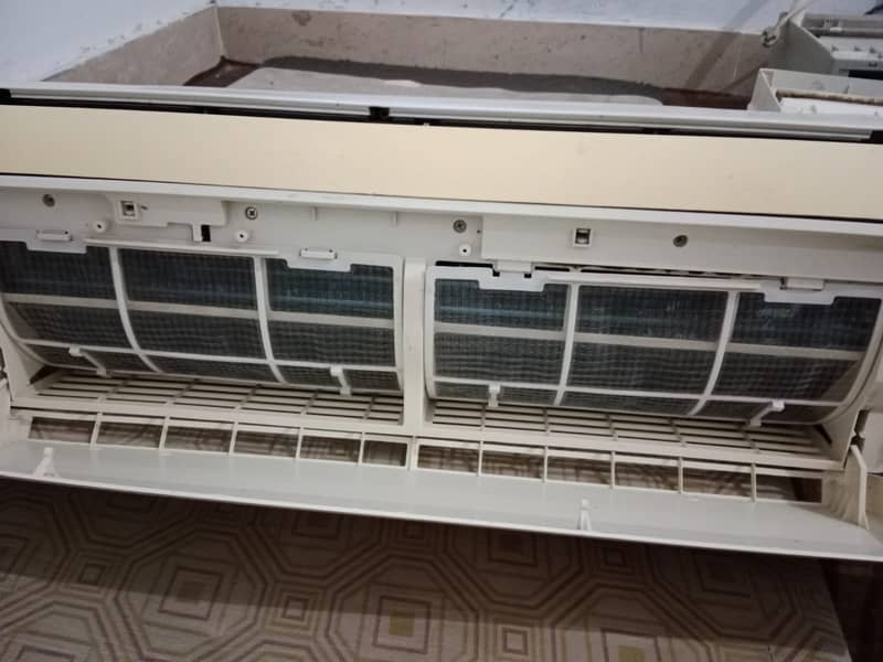 AC/Oriel  / AC 1.5 Ton / For Sale/ with out inverter /copper wind 3