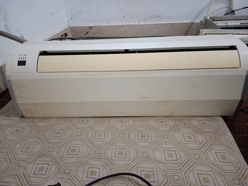 AC/Oriel  / AC 1.5 Ton / For Sale/ with out inverter /copper wind 5