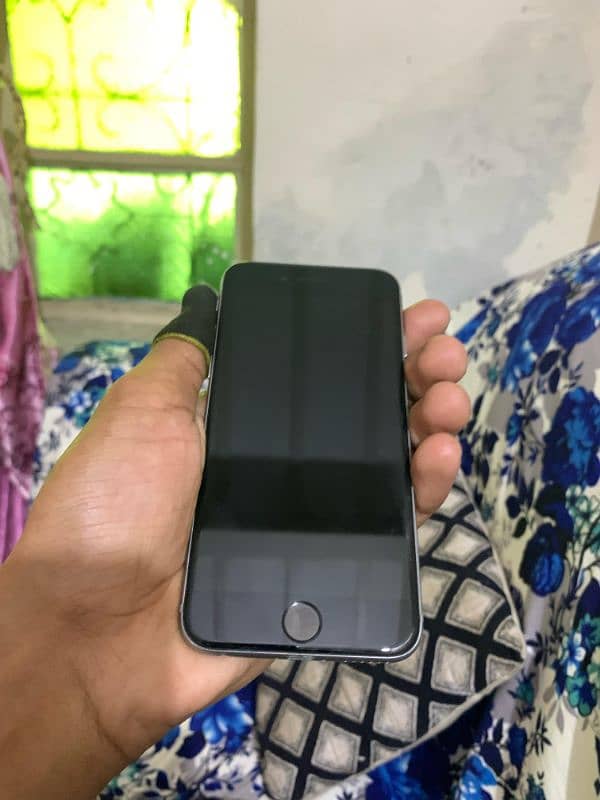 iphone 6  non PTA 32GB 10/10 7