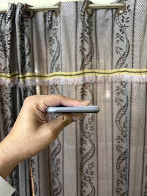 iPhone 11. -  WhatsApp only 03484676780 0