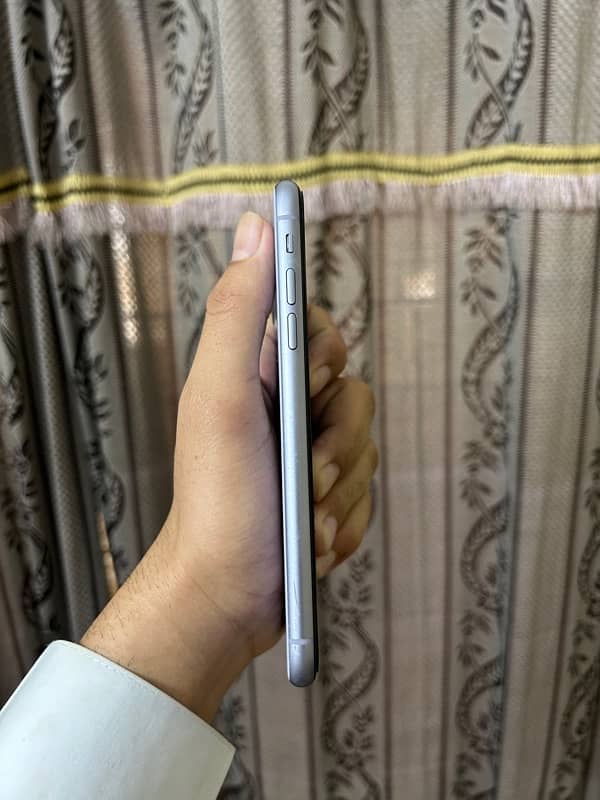 iPhone 11. -  WhatsApp only 03484676780 1