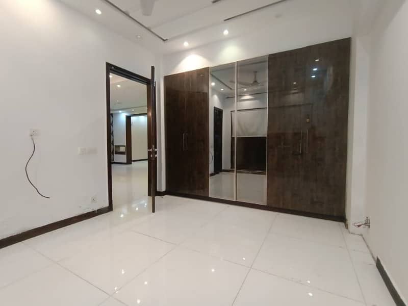 23 Marla upper portion for rent in DHA phase 7 40