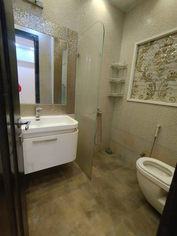 23 Marla upper portion for rent in DHA phase 7 44