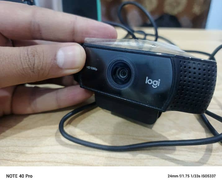 Logitech C922 Pro Stream HD Webcam 1080p ( delivery available) 3