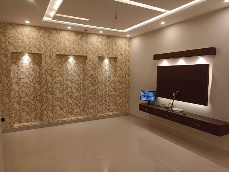 10 Marla Upper Portion For Rent In DHA Phase 4 Lahore 5
