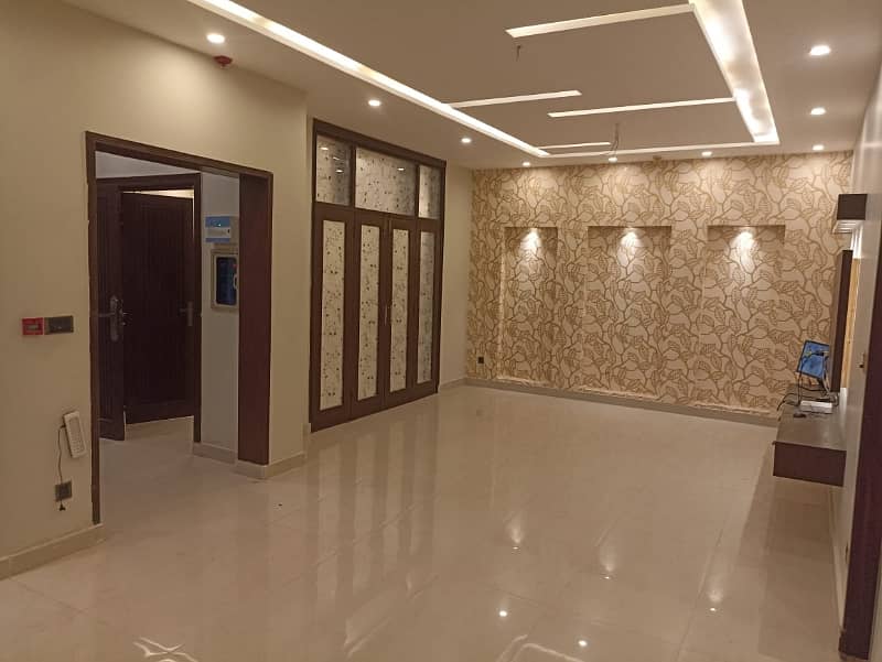 10 Marla Upper Portion For Rent In DHA Phase 4 Lahore 7