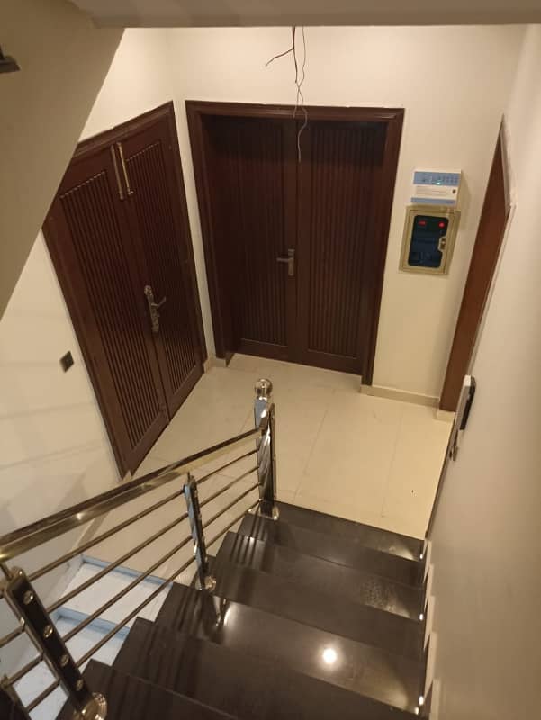 10 Marla Upper Portion For Rent In DHA Phase 4 Lahore 13