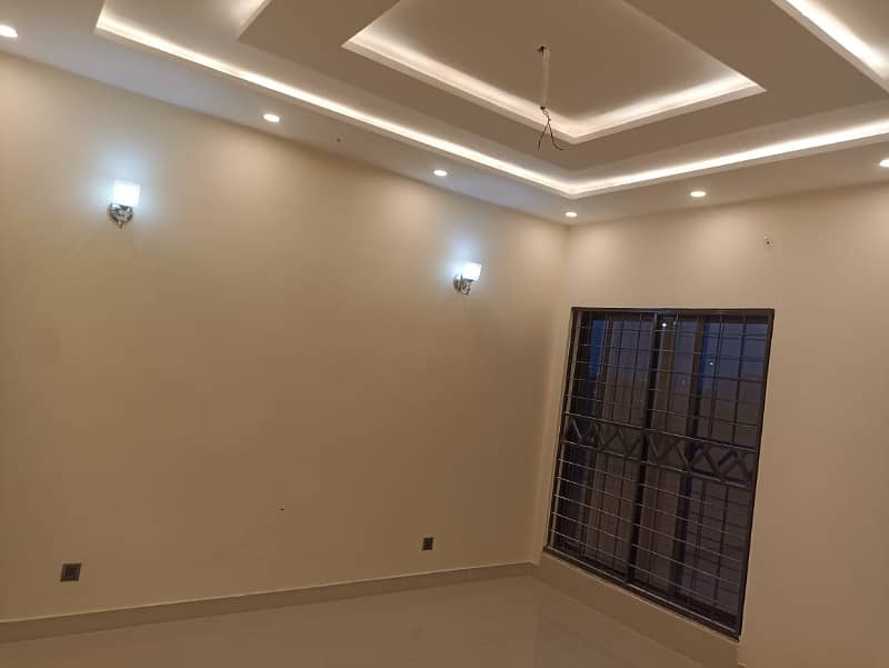 10 Marla Upper Portion For Rent In DHA Phase 4 Lahore 23