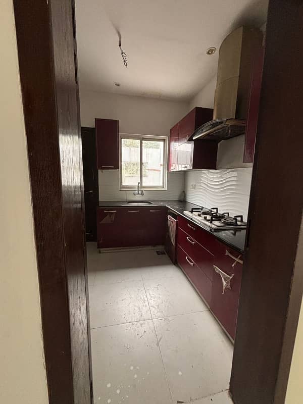 10 Marla Upper Portion For Rent In DHA Phase 4 Lahore 33