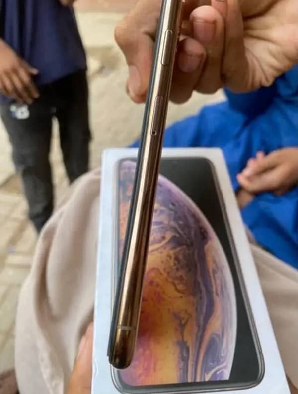 IPhone XS Max 1