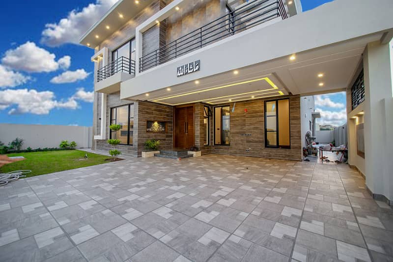 1 Kanal Ultra Modern Lavish Bungalow Available for Sale in DHA Lahore 1