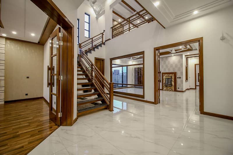 1 Kanal Ultra Modern Lavish Bungalow Available for Sale in DHA Lahore 3
