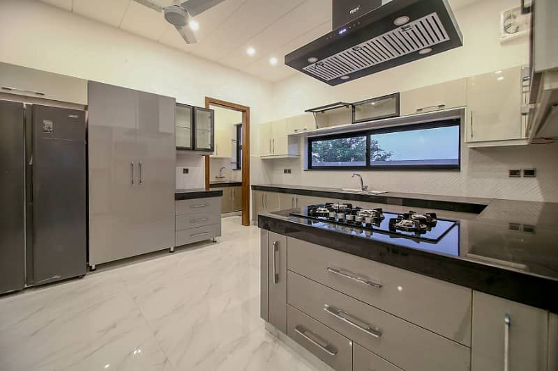 1 Kanal Ultra Modern Lavish Bungalow Available for Sale in DHA Lahore 10