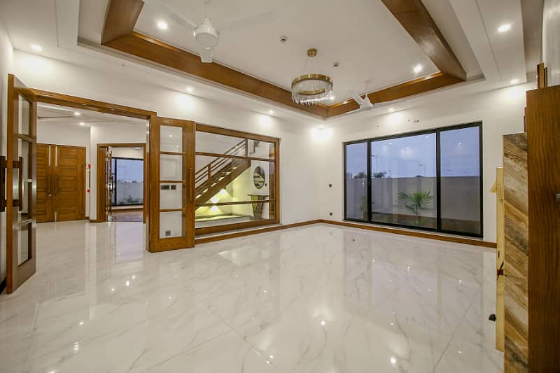 1 Kanal Ultra Modern Lavish Bungalow Available for Sale in DHA Lahore 18