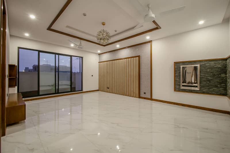 1 Kanal Ultra Modern Lavish Bungalow Available for Sale in DHA Lahore 23