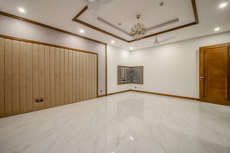 1 Kanal Ultra Modern Lavish Bungalow Available for Sale in DHA Lahore 25