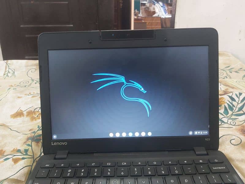 Lenovo n23 with playstore and charger 4