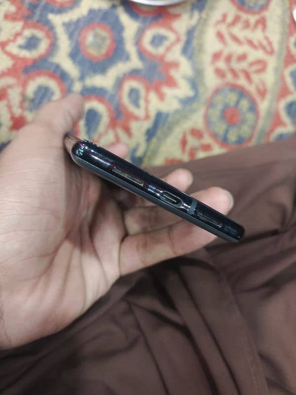 Google pixel 6 pro 4