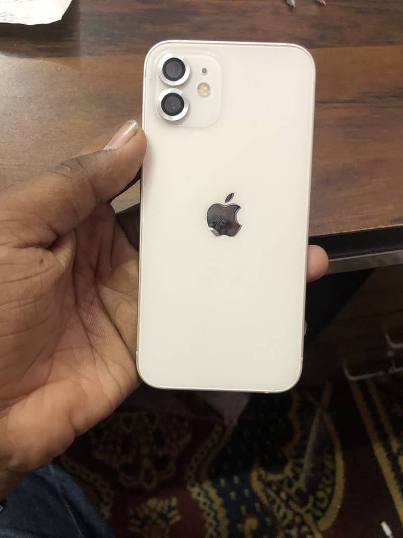 iPhone 12 1