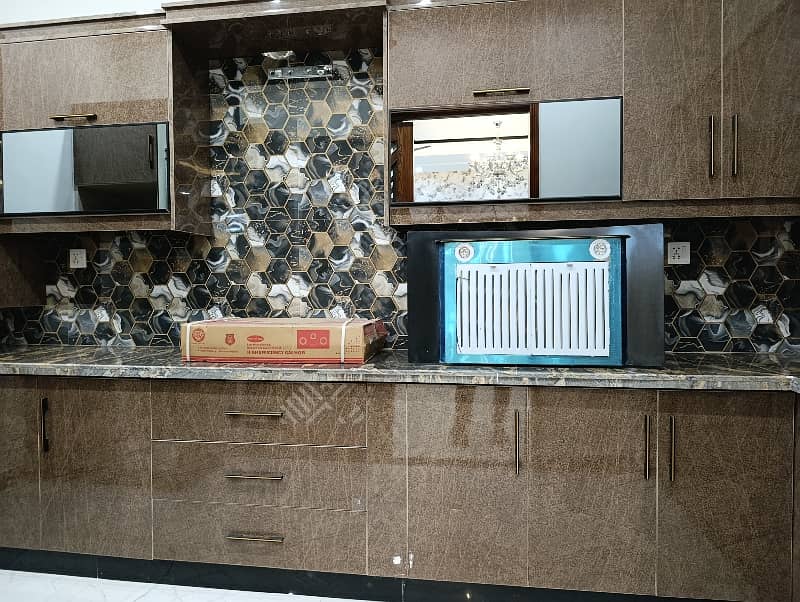 10 Marla Brand New Semi Furnished House For Sale In Johar Town Phase 1 8
