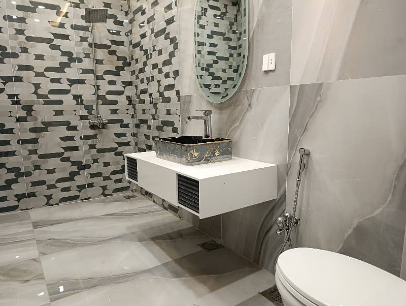 10 Marla Brand New Semi Furnished House For Sale In Johar Town Phase 1 10