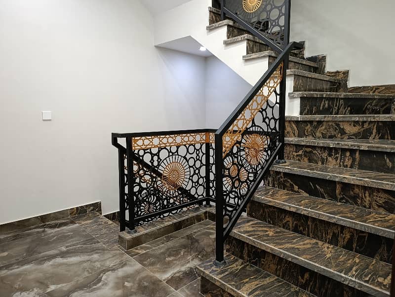 10 Marla Brand New Semi Furnished House For Sale In Johar Town Phase 1 13