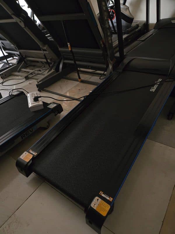 Treadmills(03214639061)/Running Machines/ Ellepticalls/ Gym Cycle 6
