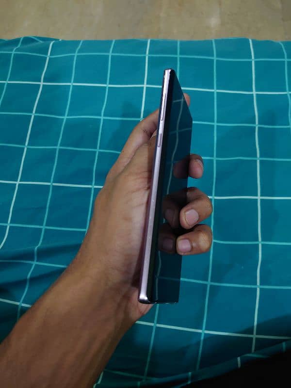 Samsung Note 9 3
