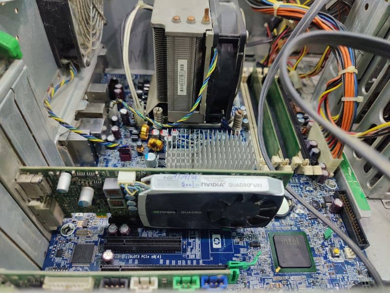 HP Pc z400 3