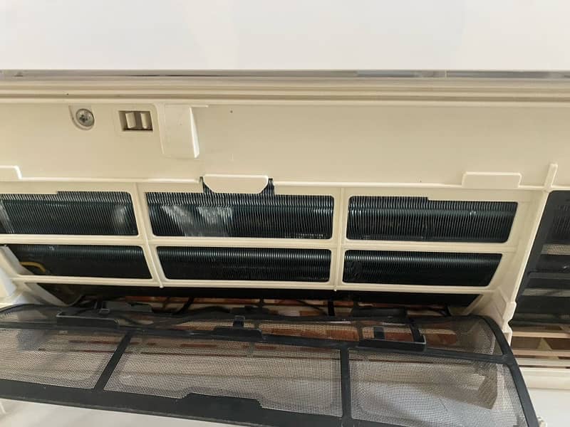 Dawlance split Ac for sale 3