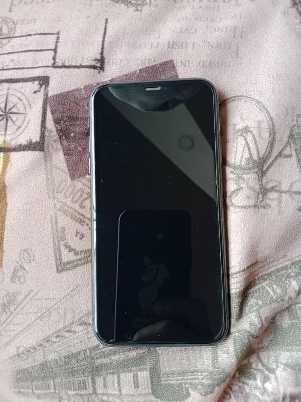 iPhone 11 jv for sale 10 by 10 condition 64 gb with original charger 2