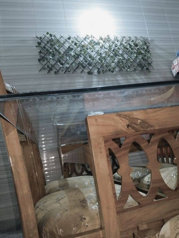 new pure wooden dinning table for sale 6seater 2