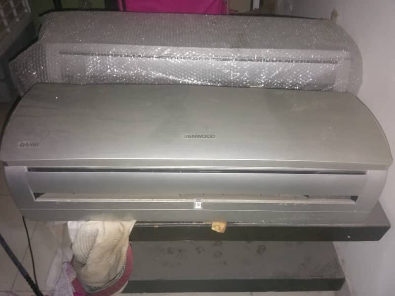 kenwood 1.25 ton Ac 0