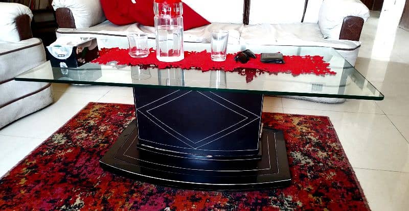 Beautiful,  modern Glass Table of drawing room 0