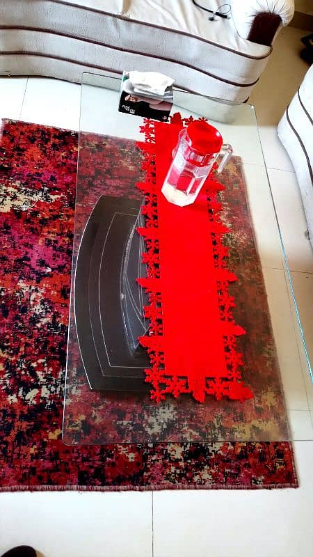 Beautiful,  modern Glass Table of drawing room 2