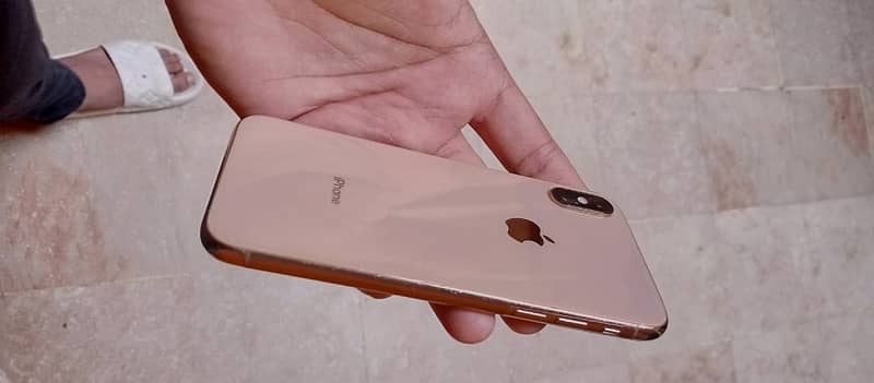 I phone xs 2