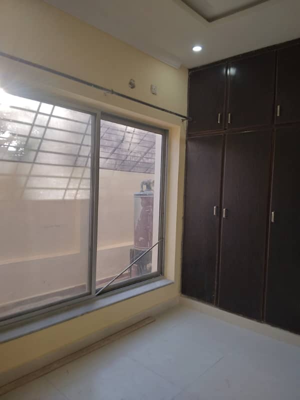 Bahria twon safari valiy 5 Marla proper double unit house 14