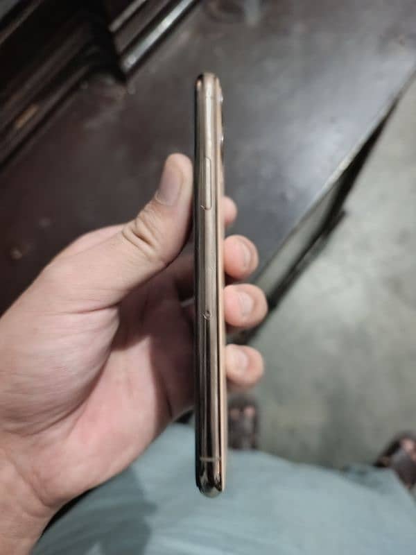 iphone 11pro 256gb 10by10 icloud lga hai bs exchange possible 1