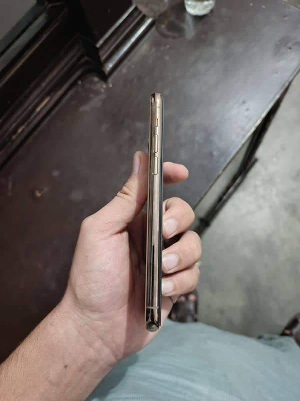 iphone 11pro 256gb 10by10 icloud lga hai bs exchange possible 3