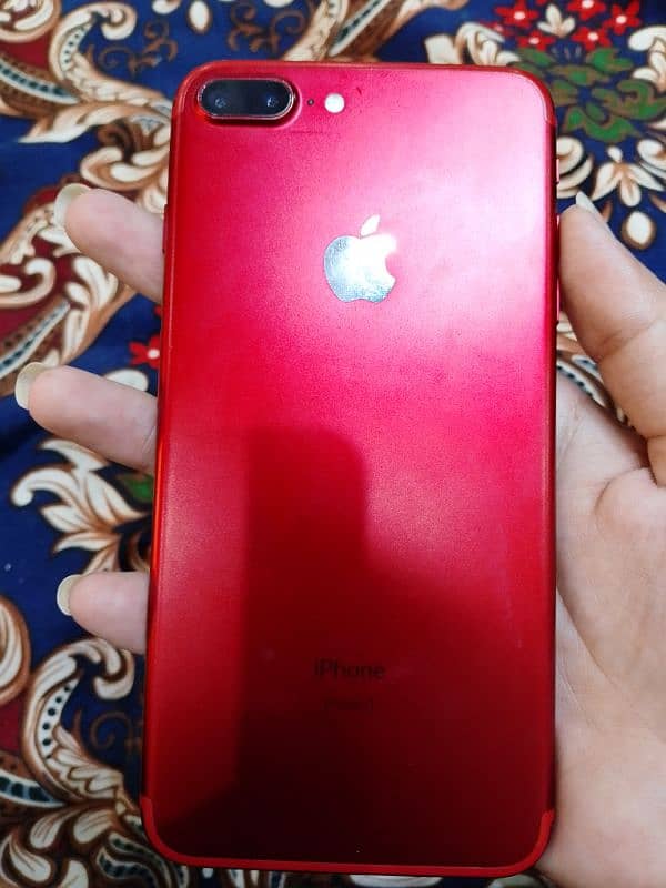 iphone 7 plus pta approved 128 gb with box and charger 1