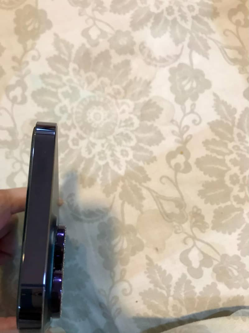 Apple iPhone 14 Pro Max (128 GB Fu) 3