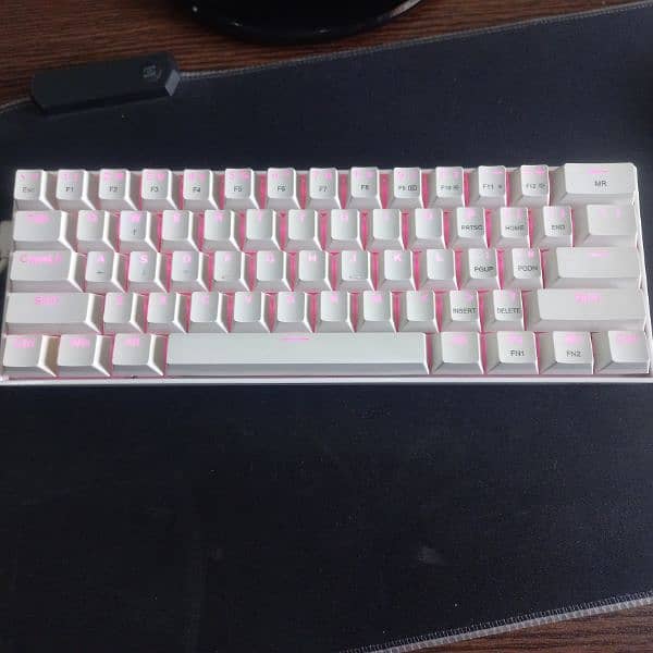 REDRAGON K630 LIGHT PINK ( hot swappable) , WIRED, RED SWITCHES 1