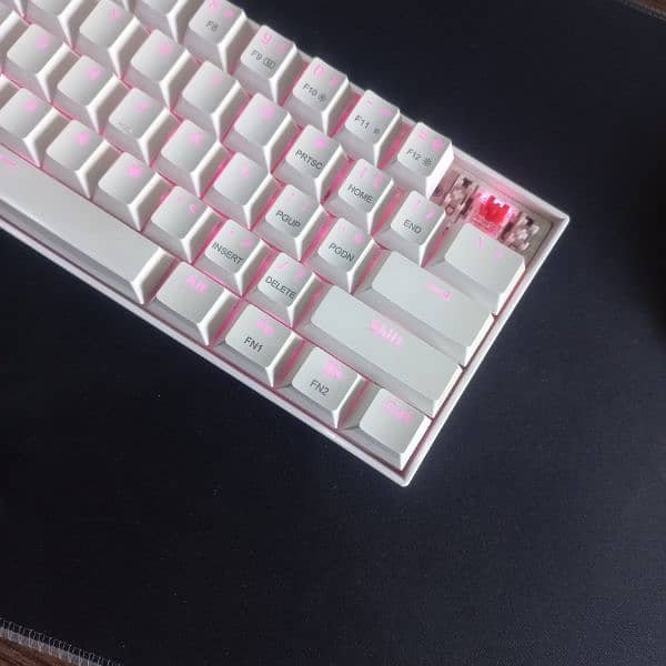 REDRAGON K630 LIGHT PINK ( hot swappable) , WIRED, RED SWITCHES 3