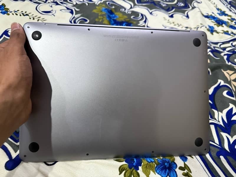 Macbook Air M1 2020 for sale 5